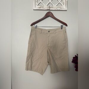 Lululemon Commission Short Relaxed Inseam 11” In Cream Size 32